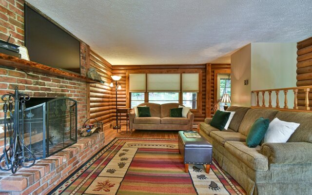 Rustic Cabin in the Woods Star5vacations