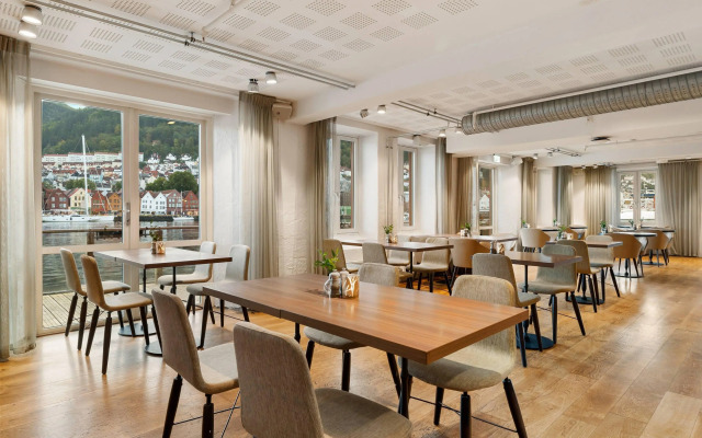 Clarion Hotel Admiral