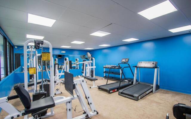 Rodeway Inn & Suites