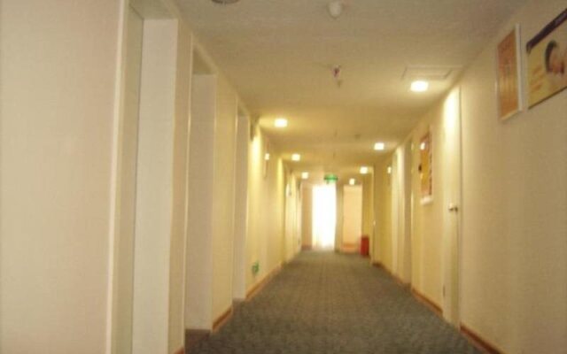7Days Inn Deyang Wenmiao Square