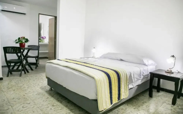 50N15 B&B