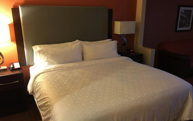 Holiday Inn Express Hotel & Suites Laurinburg by IHG