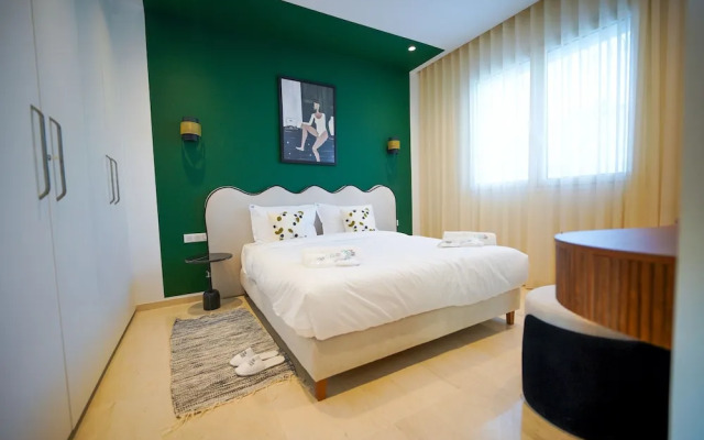 Villa Apollon Seaside and Luxurious