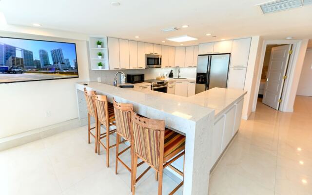 Castle Beach Club Apartments