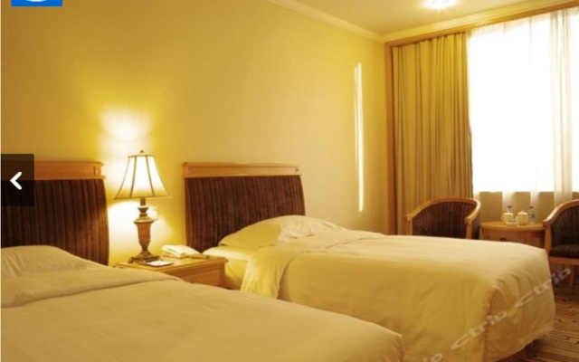 Dong Jiao Min Xiang Hotel