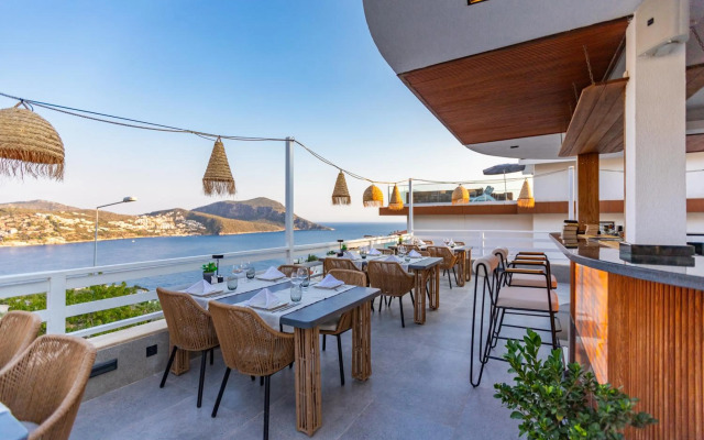 Kalkan Saray Suites - Adults Only