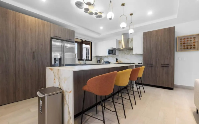 Stylish 3BR Villa by Vistacana Rentals