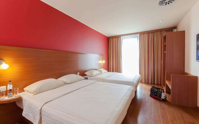 Отель Premier Inn Frankfurt City Europaviertel