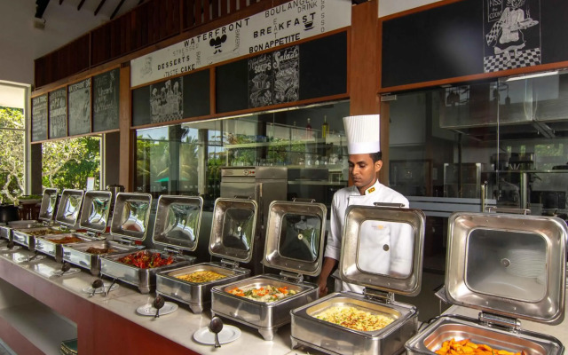 South Lake Resort Koggala