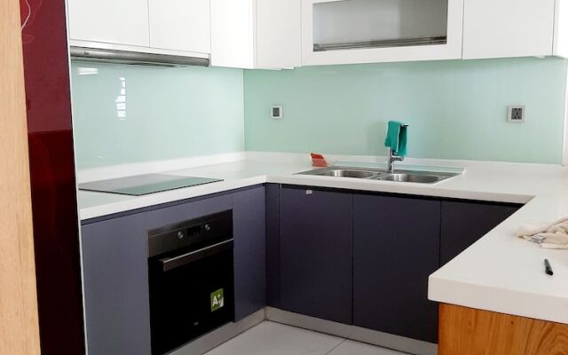 Spacious Modern 4-bed 140sqm Vinhomes Apartment