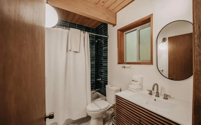Mt Baker Lodging Cabin 27 - Sleeps 8