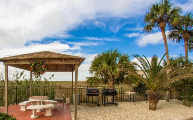 516 Madeira Norte Condo