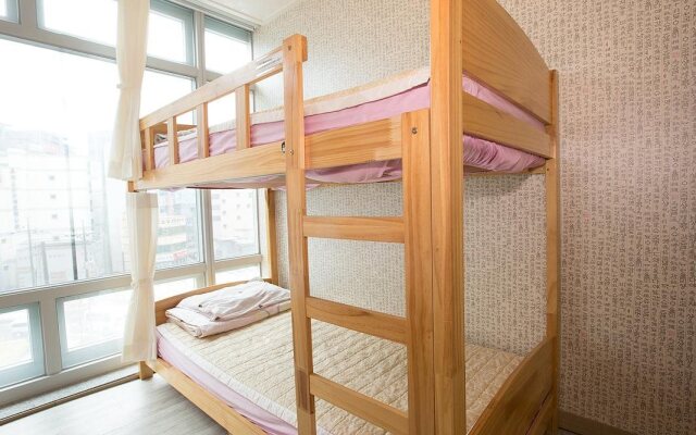 Haeundae J Guesthouse