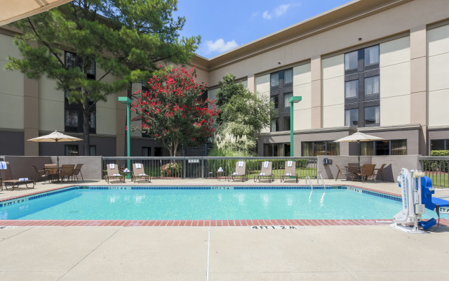 Hampton Inn Memphis-Walnut Grove/Baptist Hospital East