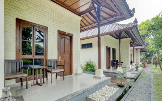 OYO 1762 Hotel Astiti Graha Tanah Lot