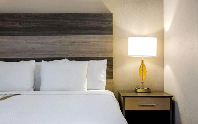 La Quinta Inn & Suites by Wyndham Andrews