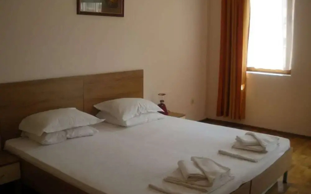 Amfibia Beach Fregata