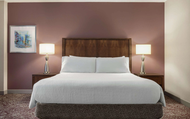 Hilton Garden Inn Louisville Downtown