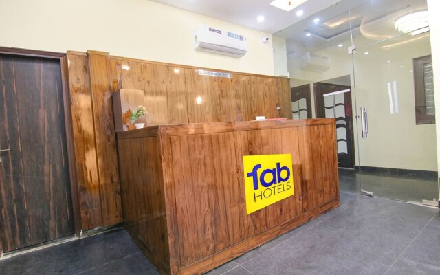 Fabhotel Moon Trip