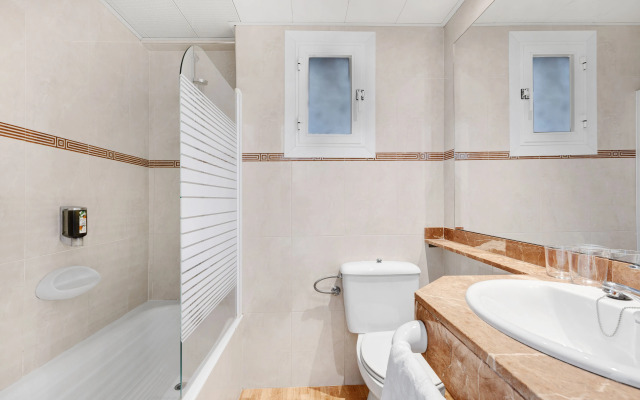 Hotel ROC Oberoy - Adults Only