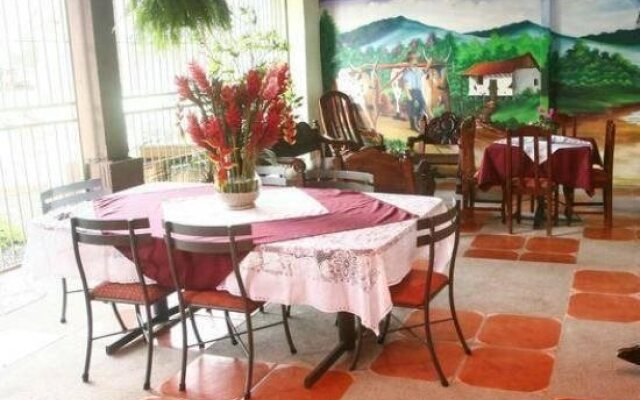 Hostel La Corte