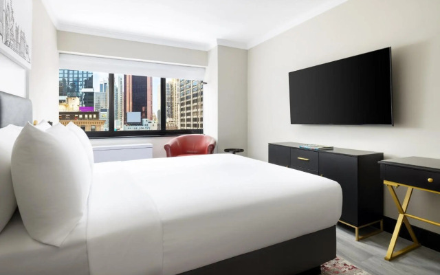 The Manhattan at Times Square Hotel