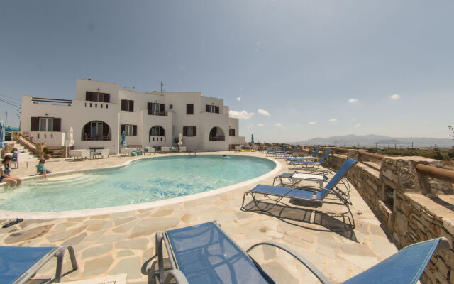 Naxos Mare Studios