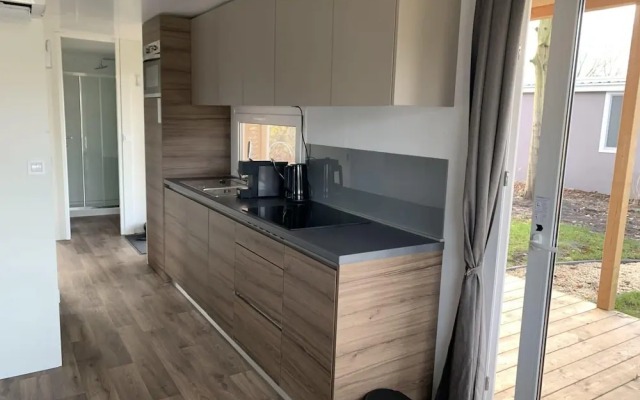 Charming Chalet 2 km. of the Efteling