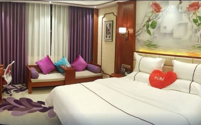Century Hotel