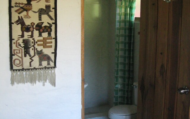 Arie s Cabin