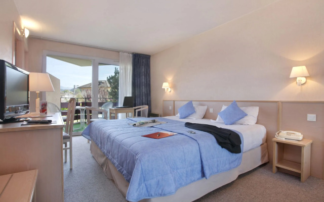 Logis Hôtel Arc en Ciel