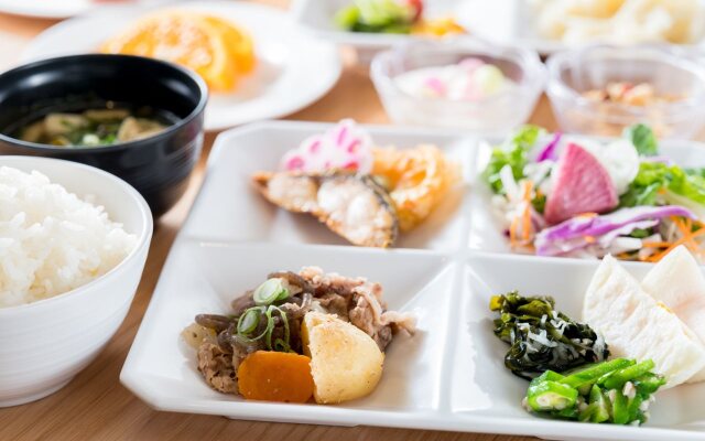Super Hotel Takamatsu Kinenkan
