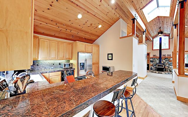 7670 Tahoe Vista - 3 Br Home