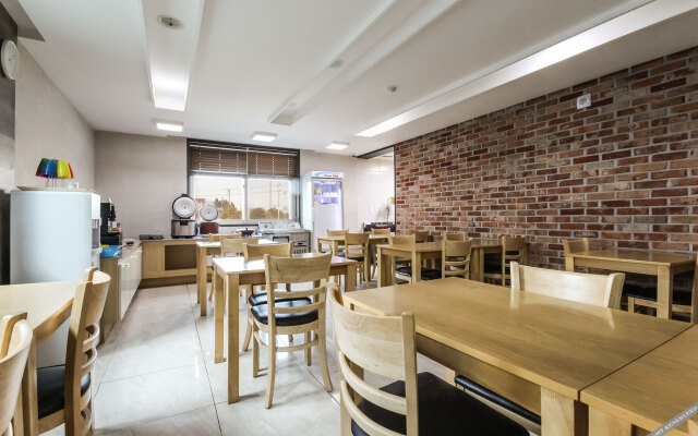 Suncheon Hotel Daily