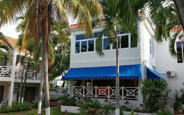 Ocho Rios Beach Resort at ChrisAnn