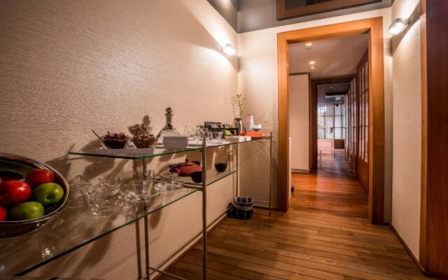 Alexander Hotel– Tel Aviv