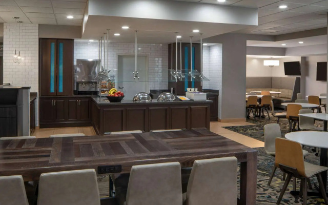 Sonesta ES Suites New Orleans Convention Center