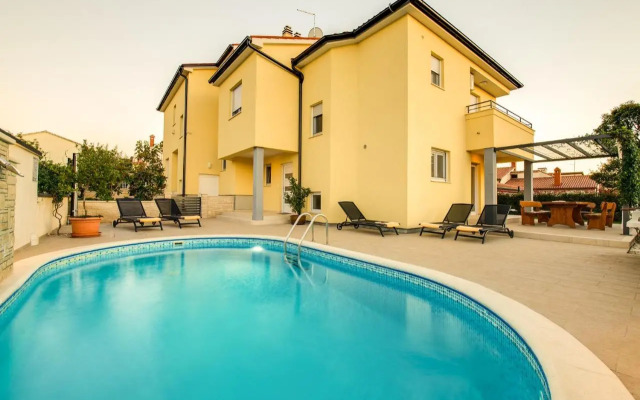 Villa Cera
