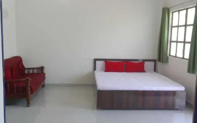 OYO 80560E Archana Guest House