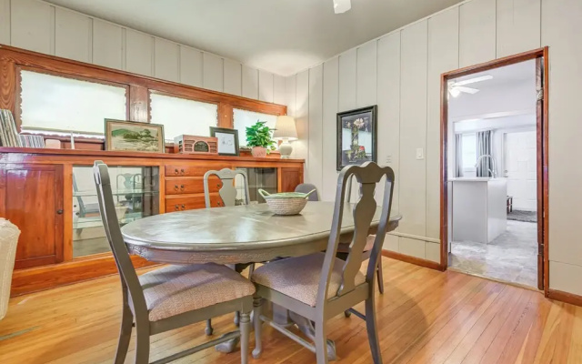 Stroll to Bradenton Riverwalk! Stylish Apartment