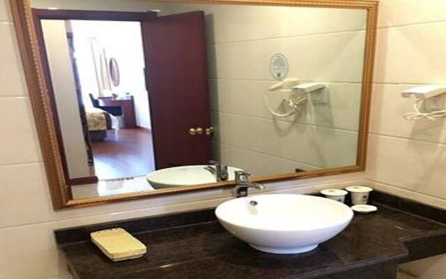 GreenTree Inn Maanshan Hunan West Road Gold Eagle Express Hotel