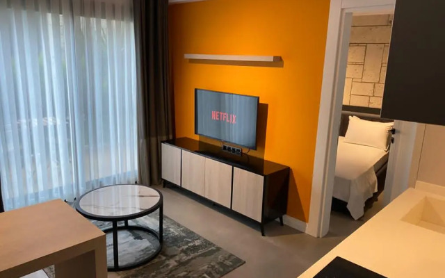 Ayayorgi̇ Homes & Hotels