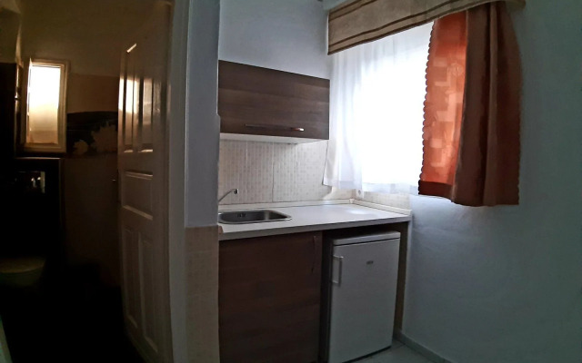 Summer Holiday by Atalos Suites