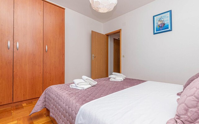 Stunning Apartment in Sibenik With Wifi and 1 Bedrooms