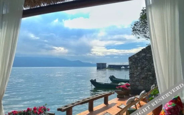 Qilu Sea-view Courtyard Hotel