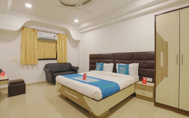 OYO Flagship 321 Vastrapur Ahmedabad