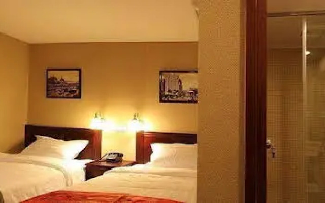 Yunhai Electric Sports Hotel (Yan'an West Road Subway Station)
