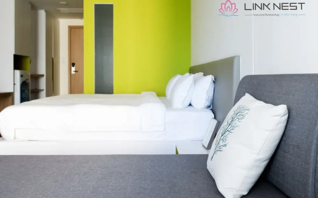 LinkNest Sea View Apartment
