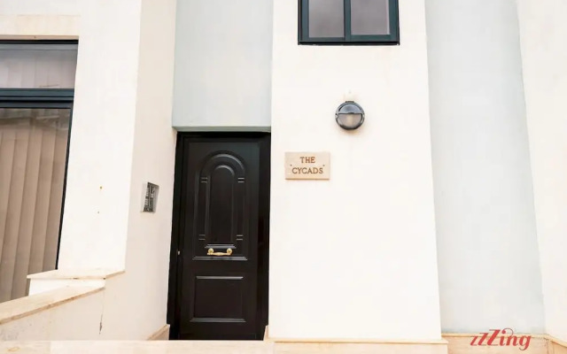 The Holiday Home Where Art Lives