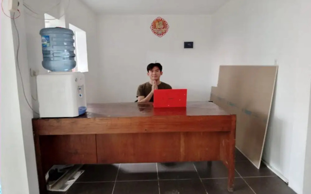Capital O 93728 Guest House Cemara